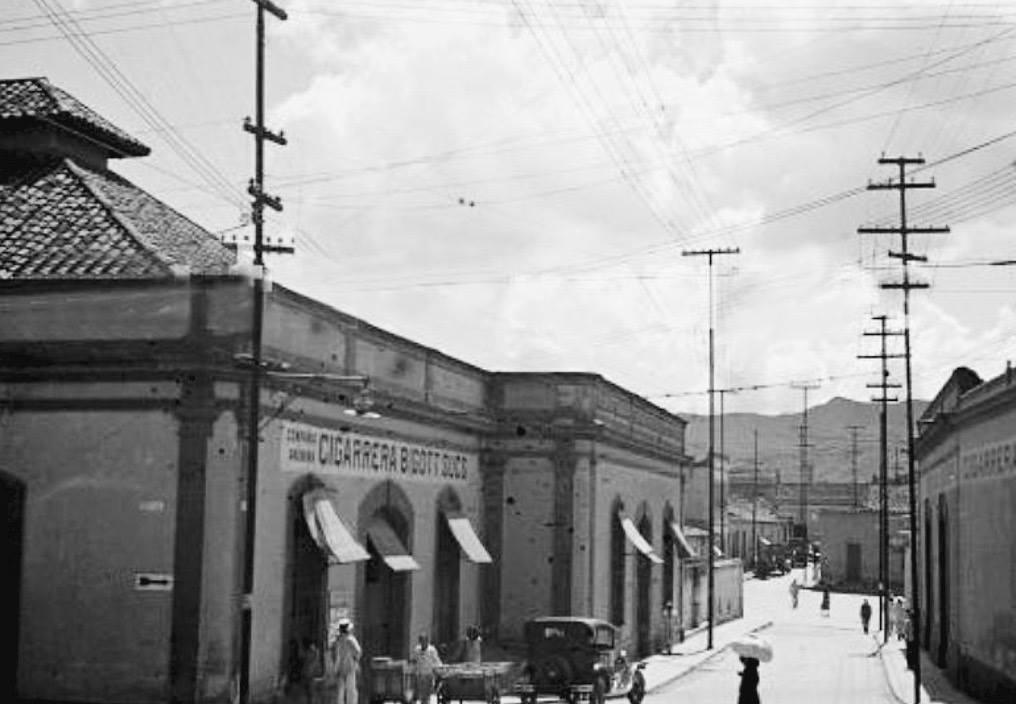 Cigarrera Bigott.jpg