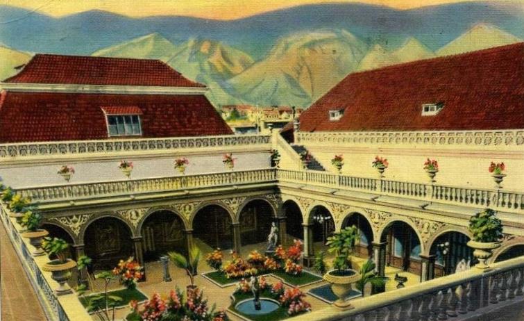 Primera recepción en Miraflores de año nuevo.jpg