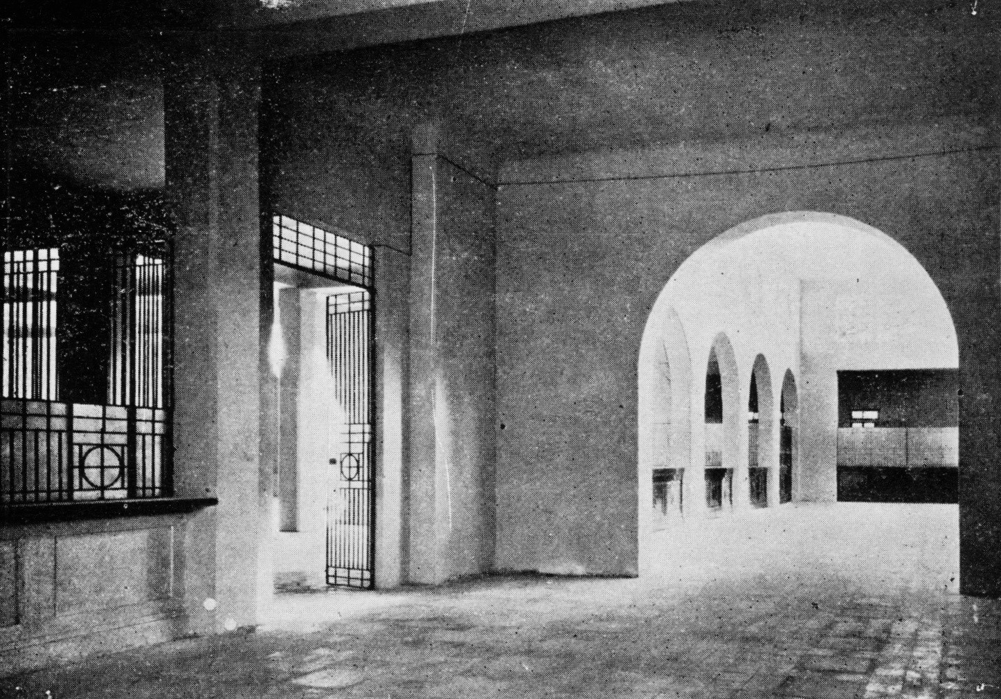 Banco Agrícola y Pecuario y Banco Obrero en Maracay 2.jpg