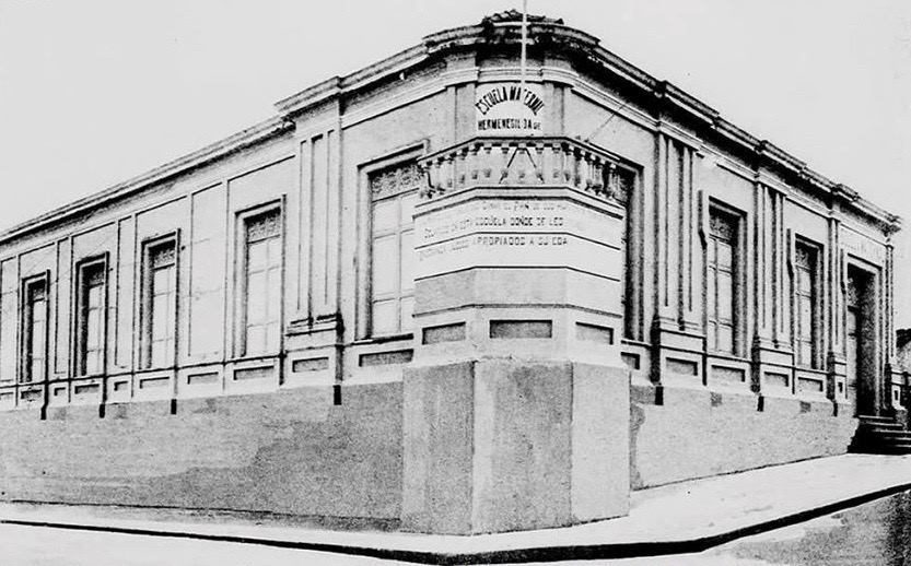 Escuela Hermenegilda Gómez.jpg