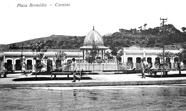 Plaza Bermúdez.jpg