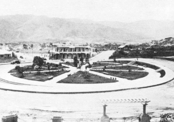 Plaza Pérez Bonalde.jpg