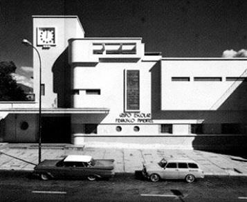 Escuela Gran Colombia.jpg