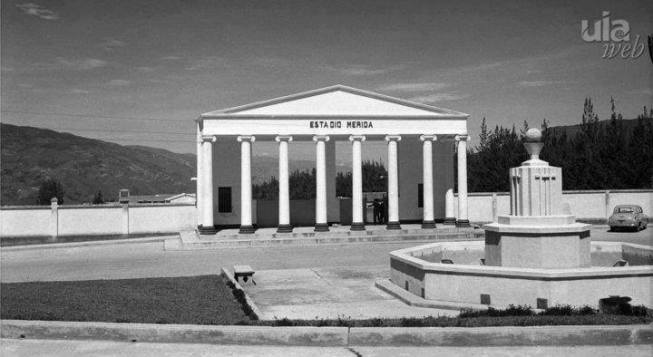 Estadio Gómez, Mérida.jpg