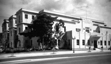 Inauguración de la Maternidad Concepción Palacios.jpg