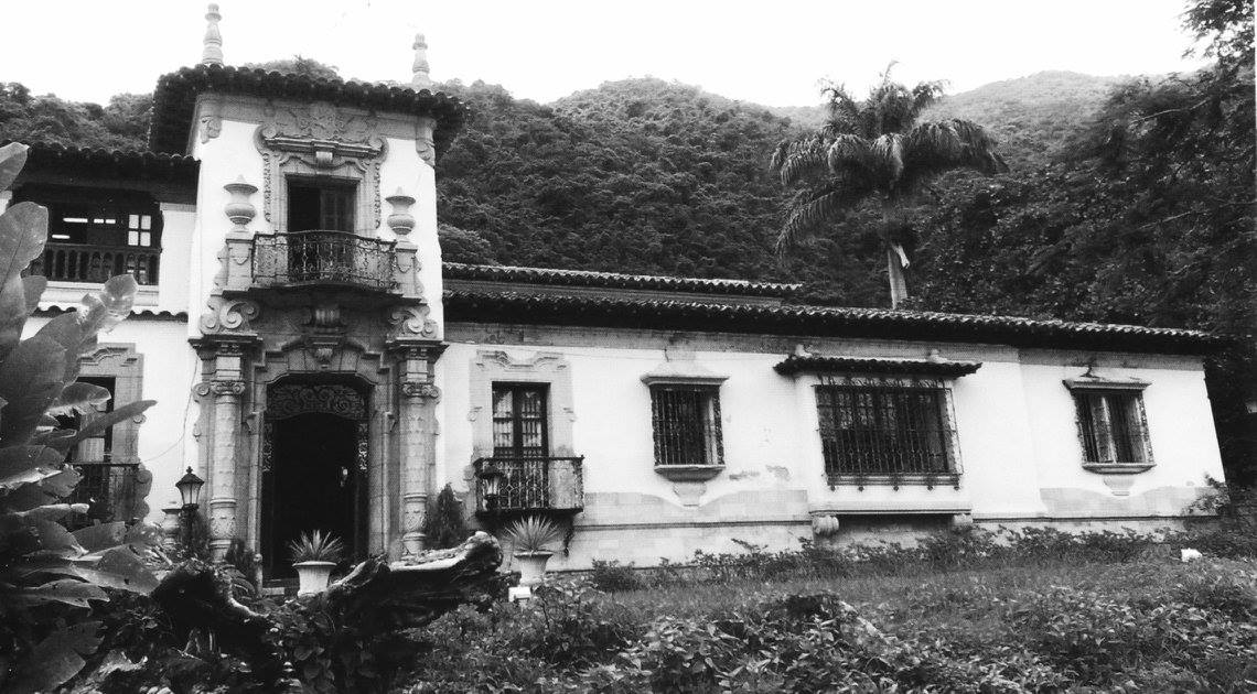 Casa Vollmer en la hacienda Montalbán.jpg