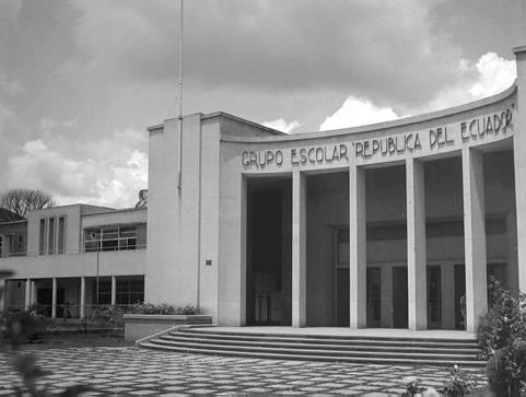Grupo Escolar República del Ecuador.jpg