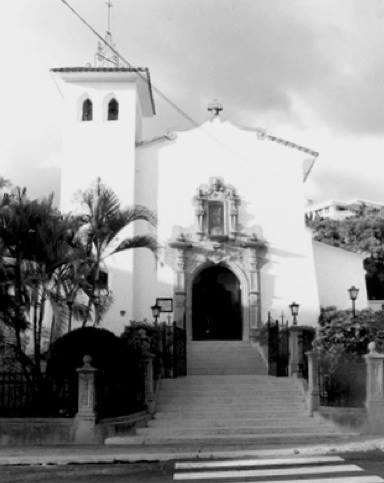 Iglesia San Rafael de La Florida.jpg