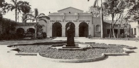 Inauguración Grupo Escolar Miguel Antonio Caro.jpg