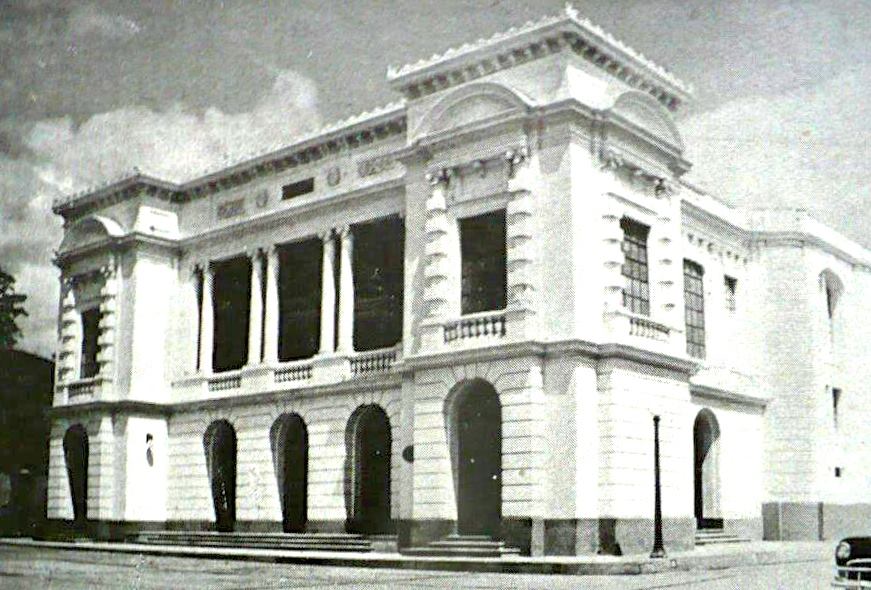 Se reinaugura el Teatro Municipal de Velencia.jpg