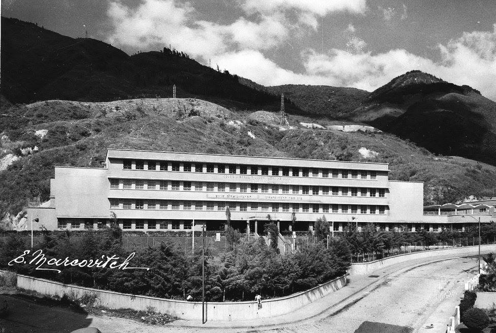 Colegio Moral y Luces.jpg