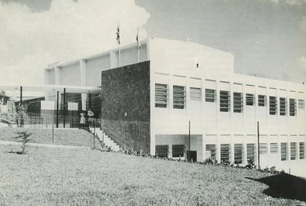 Nueva sede del Colegio Británico.jpg