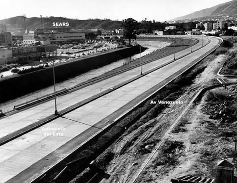 Se inaugura la Autopista del Este.jpg