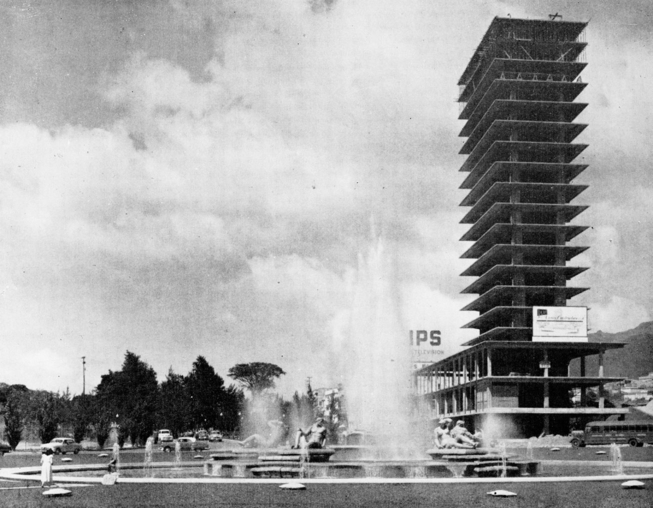 Envolvente edificio Polar 2.jpg