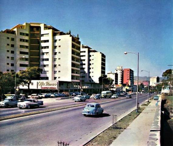 Avenida Francisco de Miranda.jpg