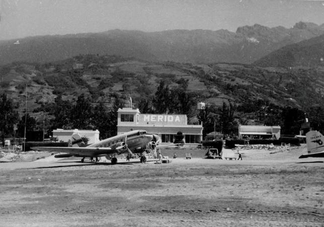 Aeropuerto de Mérida.jpg