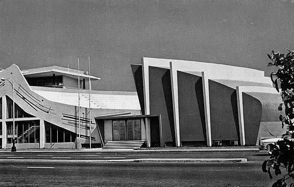 Centro de Bellas Artes Maracaibo.jpg