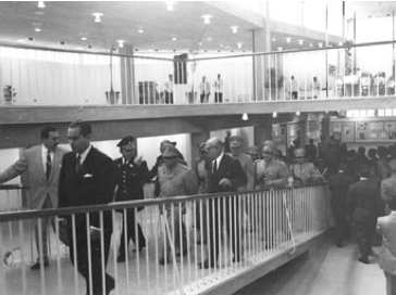 Inauguración del edificio de la FAU UCV.png