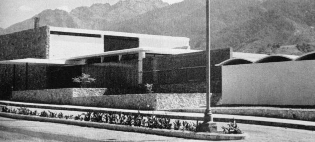 Centro de Ingenieros Mérida.jpg