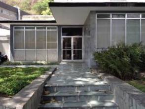 Consulto Dermátológico Kerdel Vargas.jpg