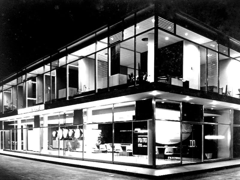 Edificio comercial y sede de Air France.jpg