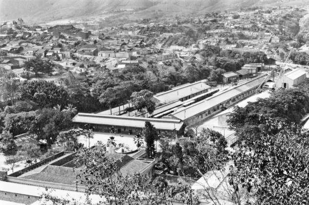 Traslado del Centro Postal de Caracas.jpg