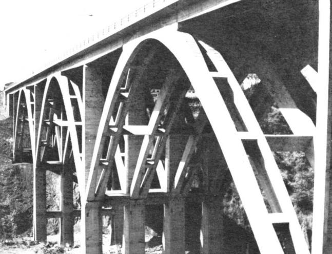 Viaducto de La Bermeja.jpg