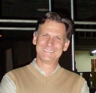 Azier Calvo Decano FAU.jpg