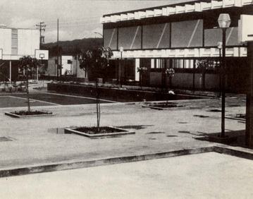 Escuela Básica Guarenas.jpg