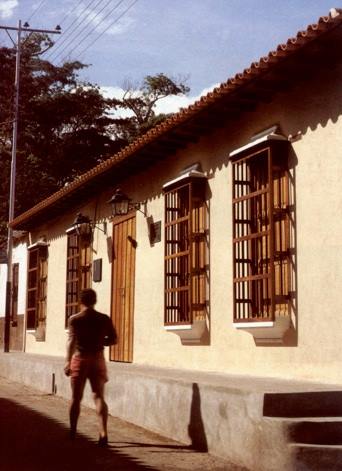 Unidad Educativa Choroní.jpg