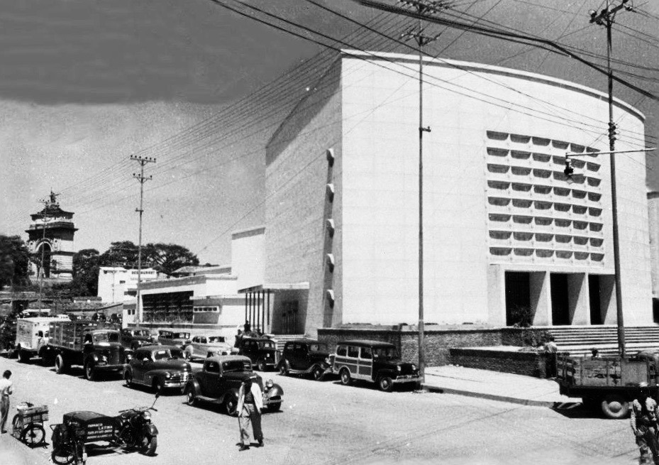 Inauguración del Liceo Fermín Toro 3