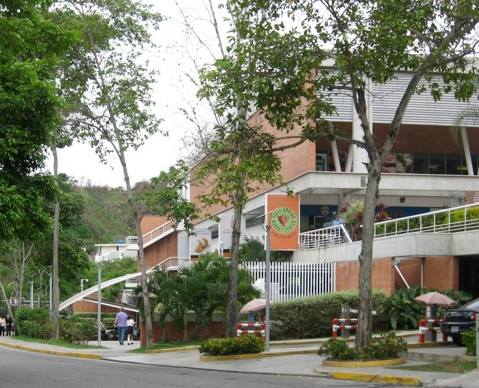 Valle Arriba Market Center.jpg