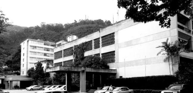 Edificio sede IESA.jpg