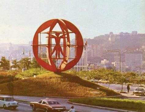 Monumento al Inmigrante.jpg