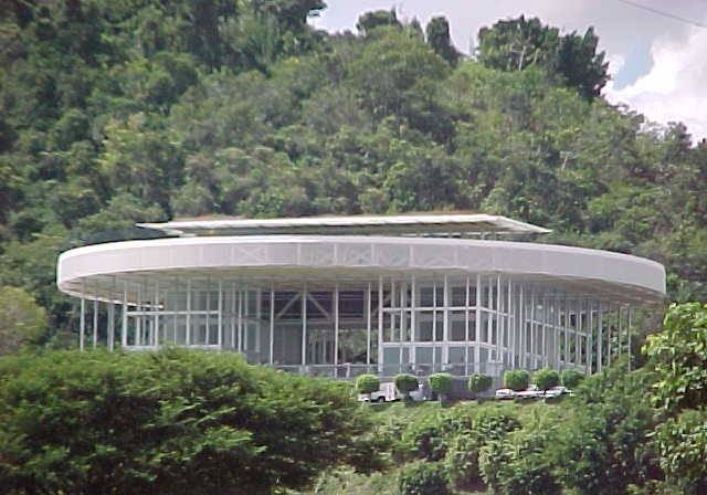 Capillas de la Funeraria Monumental.jpg