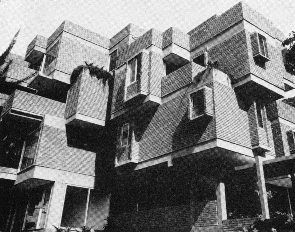 Edificio Leonora III.jpg