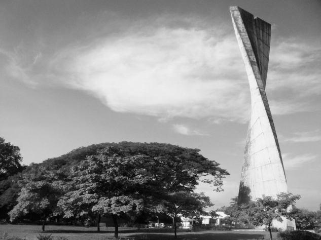 Monumento La Espiga.jpg