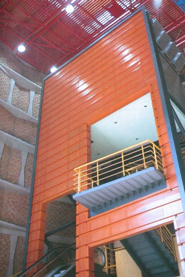 Se cierra el Teatro del Este.jpg