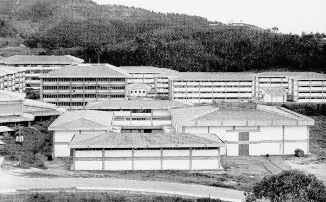 Segundo grupo de edificaciones de la USB.jpg