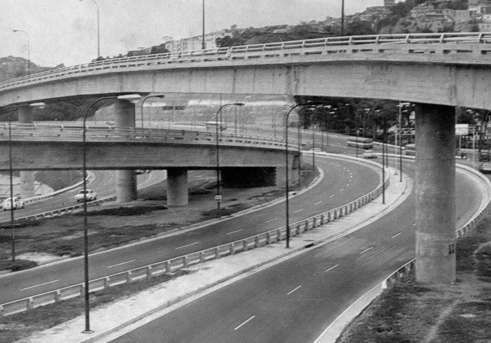 Distribuidor Av. Baralt.jpg