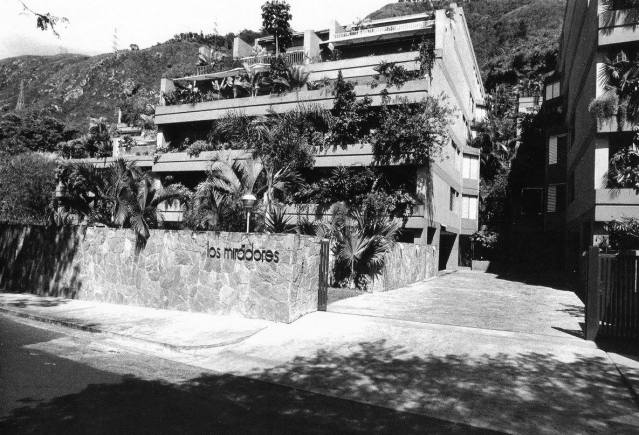 Edificio Los Miradores.jpg