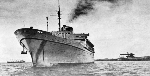 Hotel flotante en Puero Ordaz.jpg