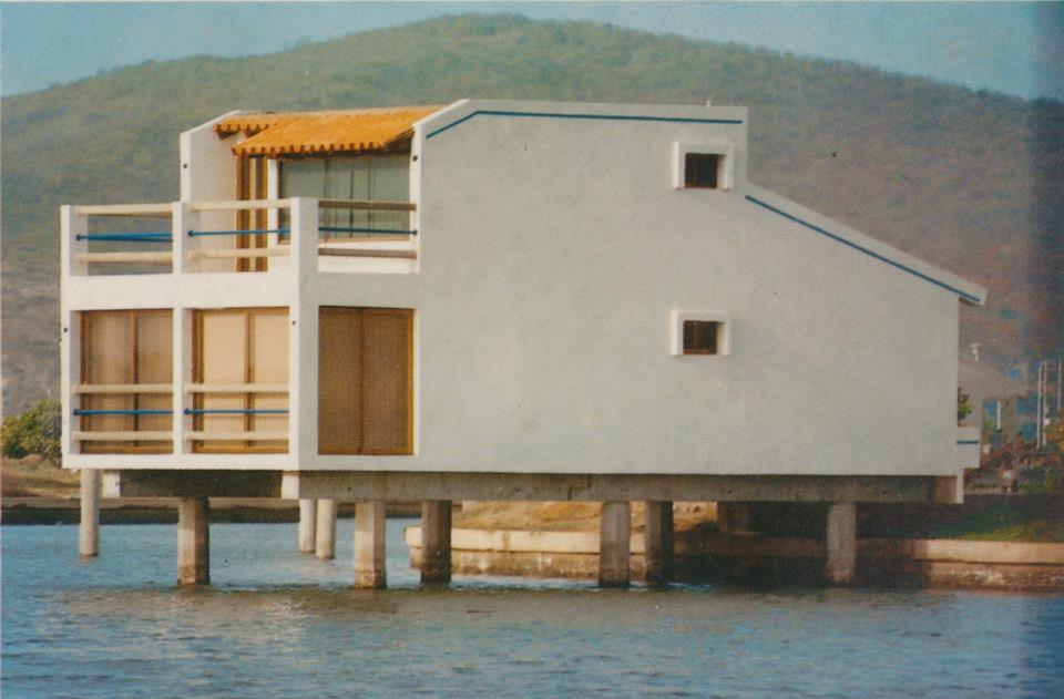 Aquavillas Bora Bora.jpg