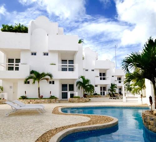 Latitud 10° Hotel Spa Morón.jpg