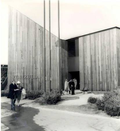 Premio al Pabellón de Venezuela en NY.jpg