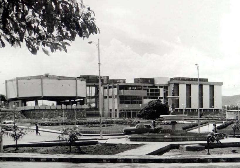 Biblioteca Pío Tamayo BQMTO.jpg