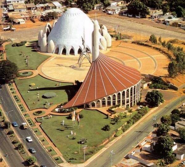 Conjunto Ciudad de Dios.jpg