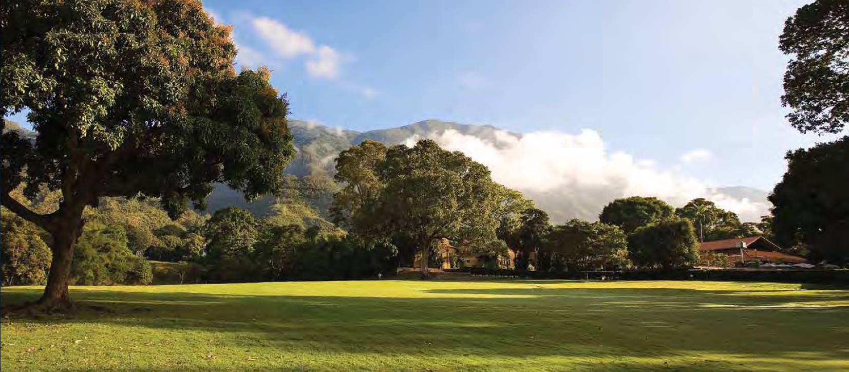 Country Club Bien de Interés Cultural .jpg