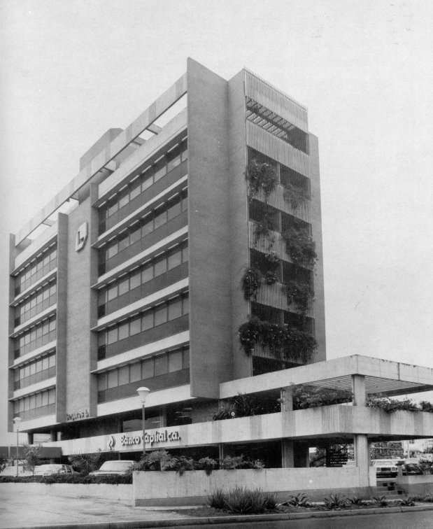 Edificio Seguros Lara.jpg