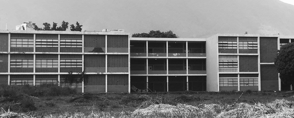 Liceo Gustavo Herrera.jpg